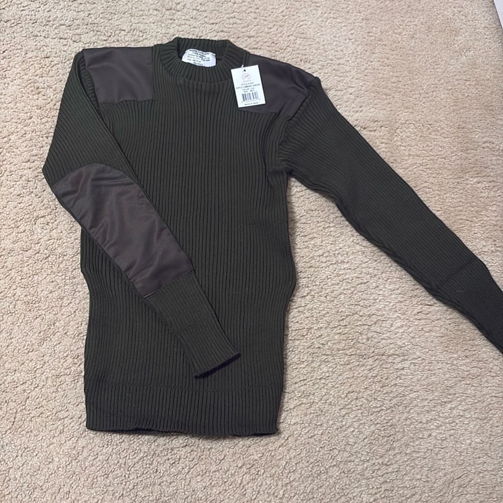 Men’s combat sweater
